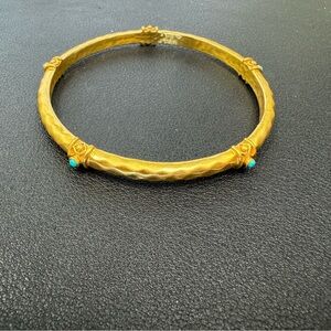 Julie Vos bangle gold with turquoise. Size small